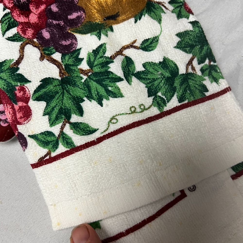 Sultan's Linens Kitchen Towel Set 3-Piece Cotton Fruit Grapes Pot Holder Mitt - Picture 5 of 5